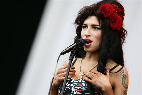 Amy Winehouse Without Makeup | Saubhaya Makeup