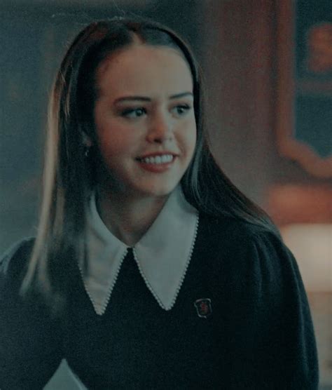 Kaylee Bryant As Josie Saltzman In Legacies Season 3 Episode 13