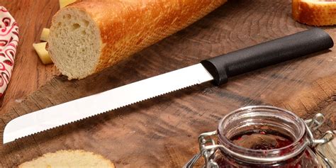 5 Best Bread Knives Reviewed in 2024 | SKINGROOM