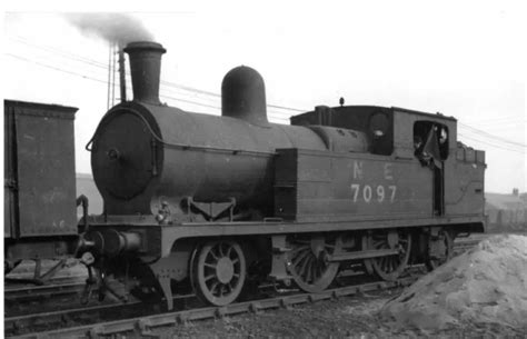 RAIL PHOTO LNER GCR 242t F1 7097 Gorton Shed Manchester 2 39 PicClick UK