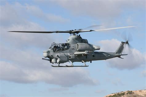 Pakistan To Buy Ah 1z Viper Attack Helicopters And Agm 114r Hellfire Ii Missiles At Defencetalk