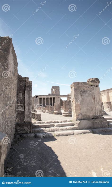 Unearthed City Of Pompeii Stock Photo Image Of Outdoor 164352744