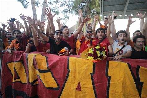 Galatasaray Futbol Tak M Antalya Ya Geldi Haberler