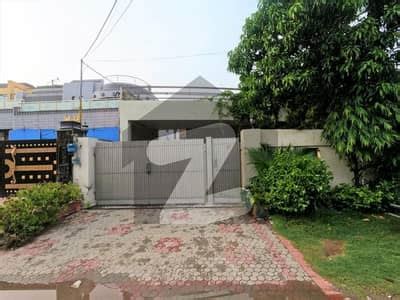 Kanal House Is Available For Sale In Johar Town Phase Block G