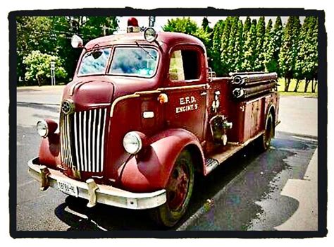 Lights And Sirens Working 1942 Ford Coe Fire Truck Fire Trucks Lights