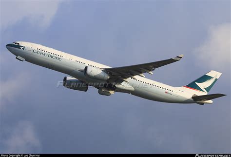 B LBC Cathay Pacific Airbus A330 343 Photo By Luo Chun Hui ID 877565