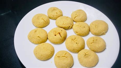 2 Minutes Wheat Biscuits In Microwave Quick Biscuit Recipe In