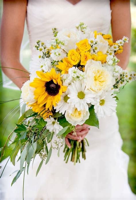 Country Chic Sunflower Wedding {from Casey Durgin Photography}