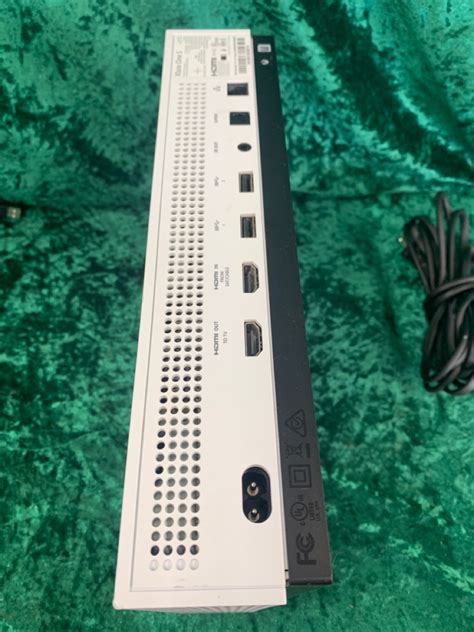 MICROSOFT XBOX ONE S - CONSOLE - 500GB - 1681 Good | Buya