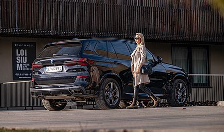 Frühlingshafte Ausfahrt mit dem BMW X5 50e 5komma5sinne