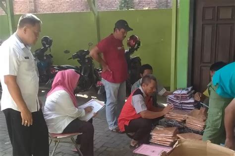 Inspektorat Jombang Beri Catatan Soal Dokumen Proyek Pengadaan Kain