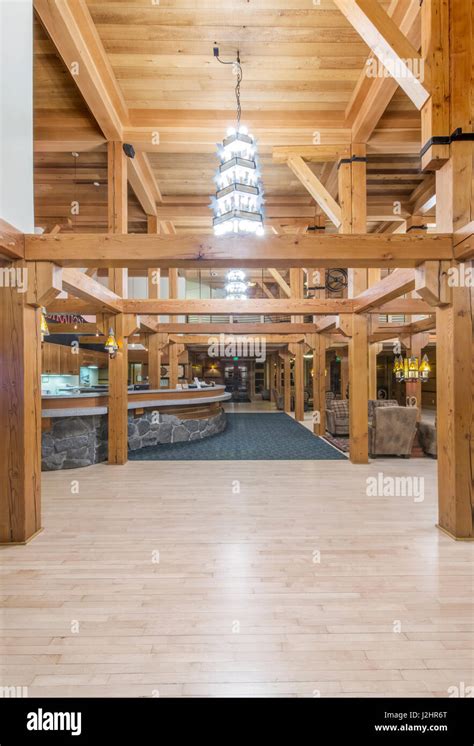 Usa Wyoming Yellowstone National Park Old Faithful Snow Lodge Lobby