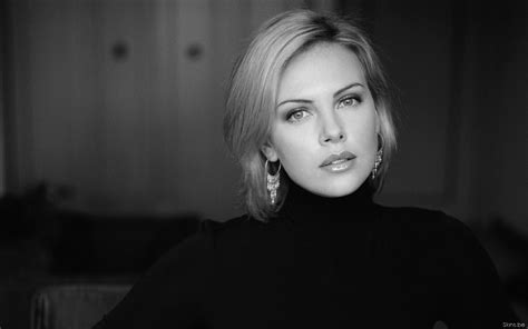 Stunning Charlize Theron Hd Wallpaper Collection