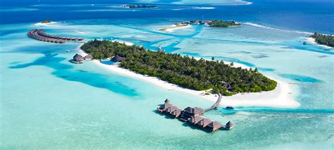 Island Hopping in the Maldives | Passport Magazine