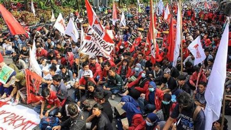 May Day Puluhan Ribu Buruh Soroti Tiga Isu Nasional Dan Tagih Janji