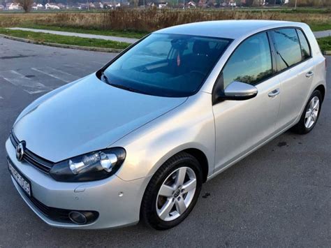 VW Golf VI 1 6 TDI TEAM KLIMA 2 SETA KOTAČA PARK ASSIST SERVISNA