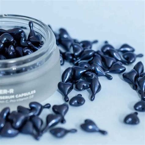 Super R Retinoid Sleep Serum Capsules 05 Oskia Isolée