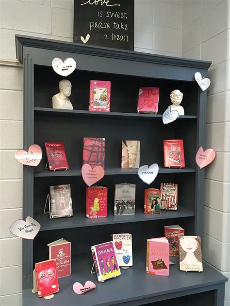Pin by Diane Lebrun on Library Bulletin Board Ideas | Library bulletin ...