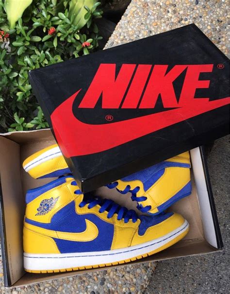 Air Jordan 1 Retro High OG Laney Men S Fashion Footwear Sneakers On