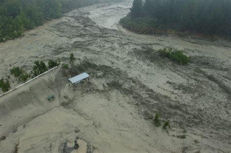 Case Study 4: Next-generation lahar (volcanic mudflow) models built on ...