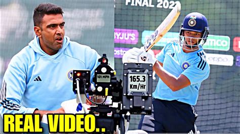 Watch Yashasvi Jaiswal Amazing Bating On Ravichandran Ashwin Bowling In