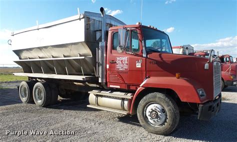 1990 Freightliner Flc12064t Tender Truck In Manila Ar Item K1114