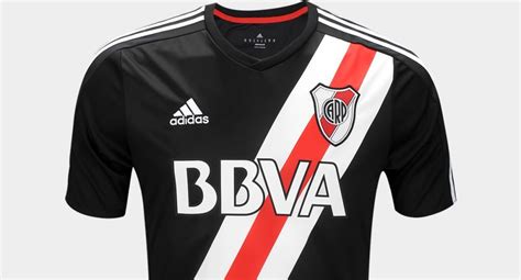 La Camiseta Negra De River En El Top 10 De Las Más Lindas Del Mundo