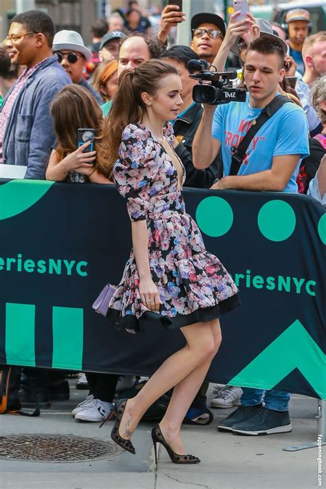 Lily Collins Lily Collins Nude Onlyfans Leaks The Fappening Photo Fappeningbook