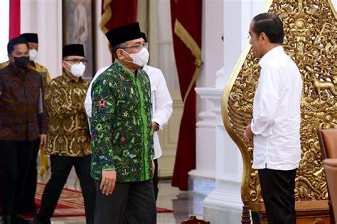 Survei Alvara Elektabilitas Jokowi Di Jatim Persen