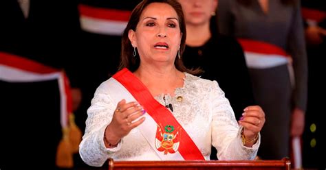 Dina Boluarte Retir S Millones De Sus Cuentas Entre El Y