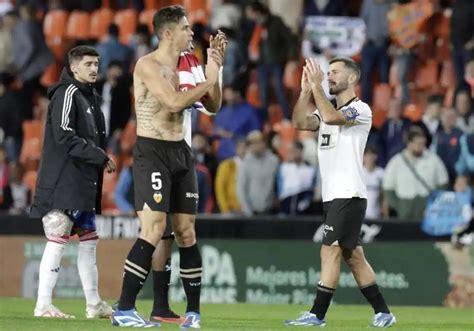 Valencia Cf Clasificaci N Final De La Liga M S Cerca De Europa O