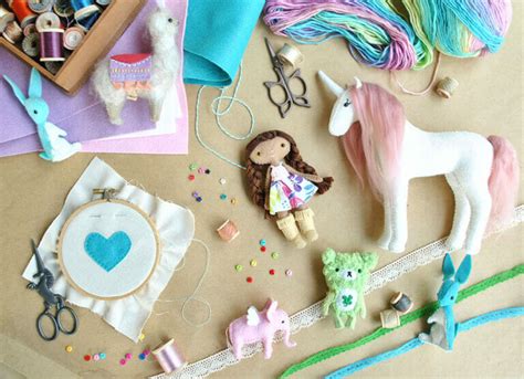 Felt Crafts Projects Hand Sewing Patterns And Diy Kits By Delilah Iris