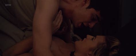 Nude Video Celebs Sophie Faulkenberry Sexy Alex Strangelove 2018