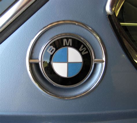 BMW Emblem 2002 3 0 CS Bmw Emblems Bmw Logo