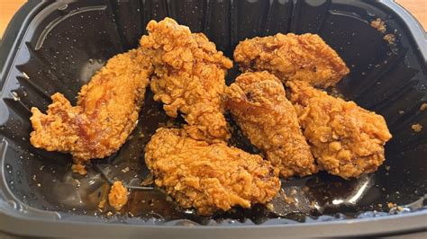 Popeyes' Honey Lemon Pepper Wings Review: A Roller Coaster Of Flavor Worth Riding