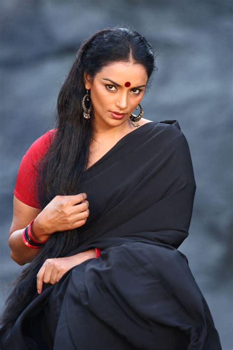 Hot Indian Actresses Swetha Menon Pics From Kayam