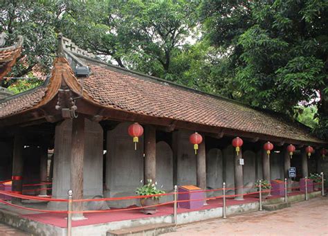 Le Temple De La Littérature La Fierté De Hanoï Vactours