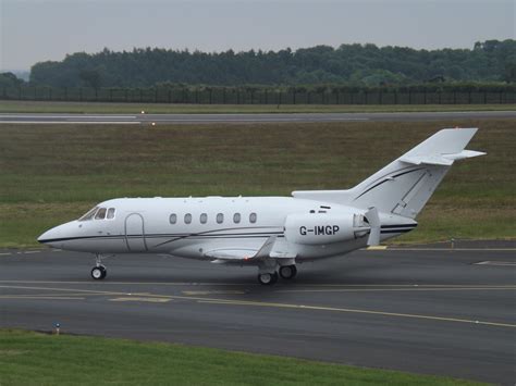 G Imgp Raytheon Hawker Xp Voluxis Ltd At Luton Airpor Flickr