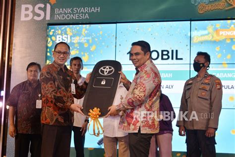 Bsi Apresiasi Nasabah Lewat Undian Hujan Emas Republika Online