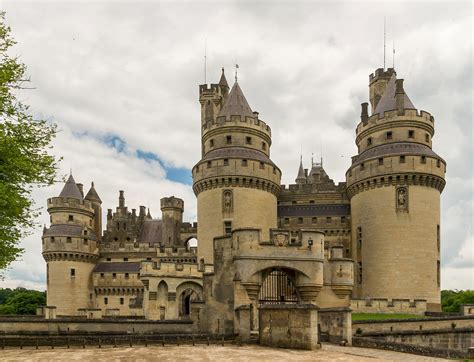 Ch Teau De Pierrefonds France Oise Traces D Histoire