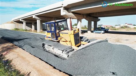 Excellent Techniques Operator Dozer Pushing Gravel Skills Bulldozer