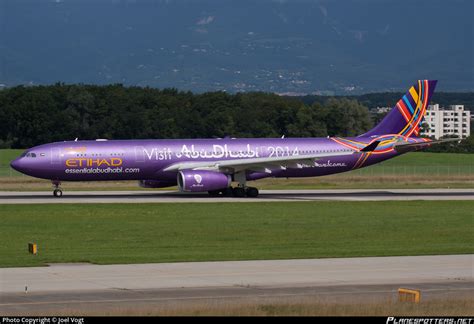 A6 AFA Etihad Airways Airbus A330 343 Photo By Joel Vogt ID 493387