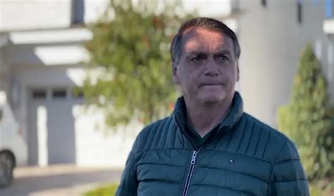 Ex Presidente Do Brasil Bolsonaro Diz Que Deve Voltar Ao Pa S Nas