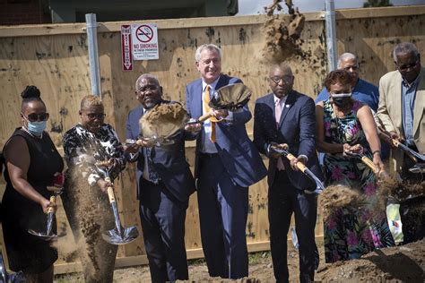 Officials break ground on new SE Queens precinct — Queens Daily Eagle