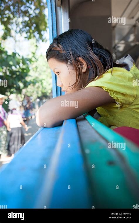 Myanmar Education System Hi Res Stock Photography And Images Alamy