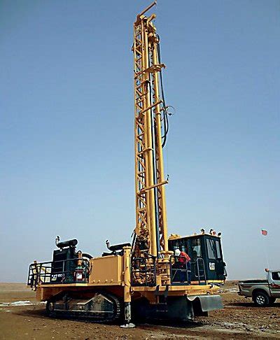 Caterpillar Md Rotary Blasthole Drill