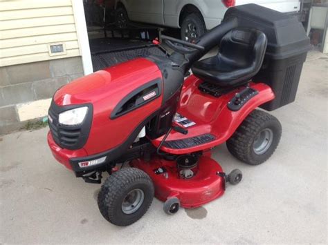 Craftsman Yts3000 Lawn Tractor With Grass Catcher For Sale Nex Tech