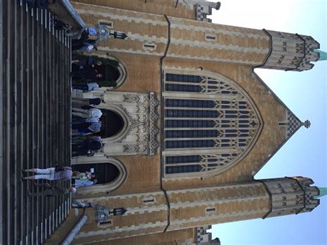 The Sixteen At Ealing Abbey