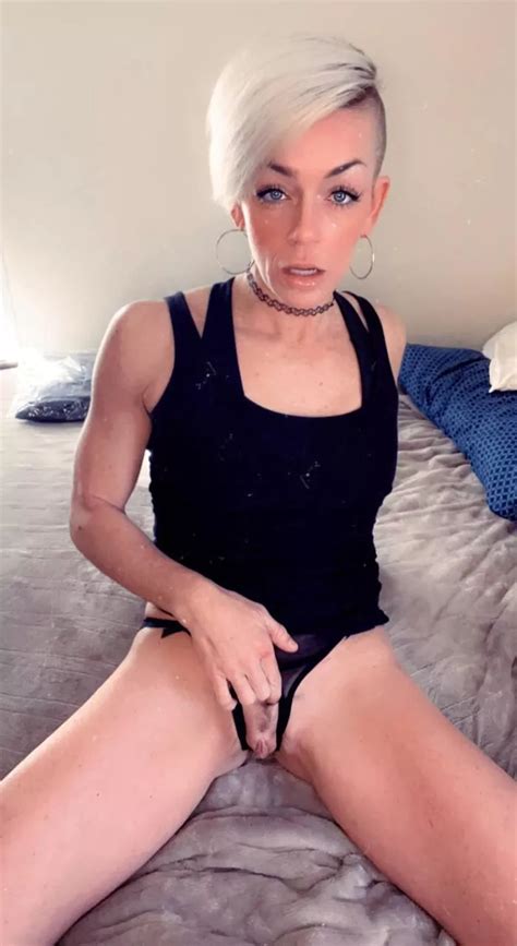 Shaved My Pussy To Match My Haircut Nudes Shorthairchicks NUDE PICS ORG