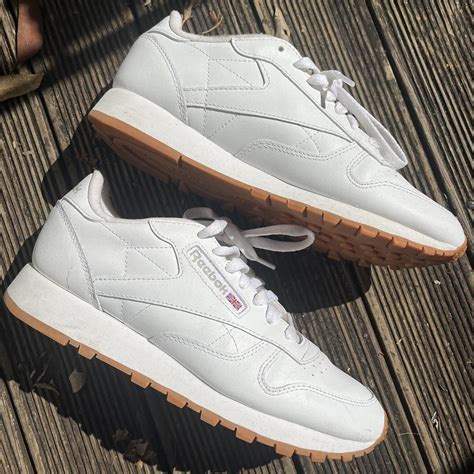 Reeboks Classic White Sneakers Size Us 7 Uk 6 Eur Depop